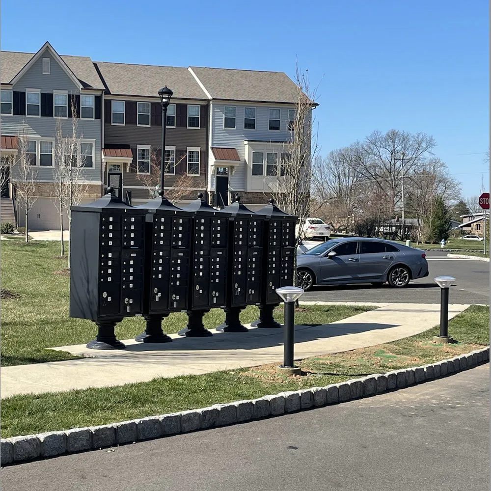 VANDAL | Solar Resistant Bollard Light | 3 Watt | 588 Lumens | 2300K-6500K | Solar Panel 6,3Wc | Lithium Battery 12AH | Installation Height 31.4 Inch | IP65 | 5 Years Warranty